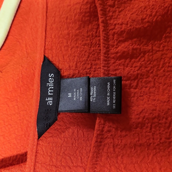 Ali miles, size med, polyester, pullover tunic length shirt, L 30", pit 20" - Picture 5 of 5